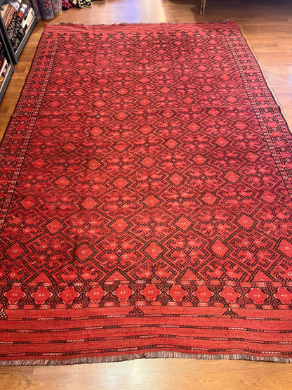 Turkmenian Cicim Rug – 10.7 ft × 6.8 ft | Approximately 70 Years Old | Hand-Embroidered Wool
