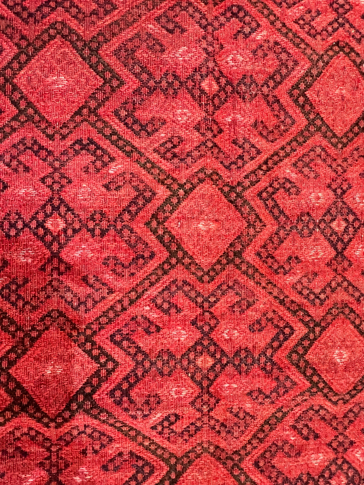 Turkmenian Cicim Rug – 10.7 ft × 6.8 ft | Approximately 70 Years Old | Hand-Embroidered Wool
