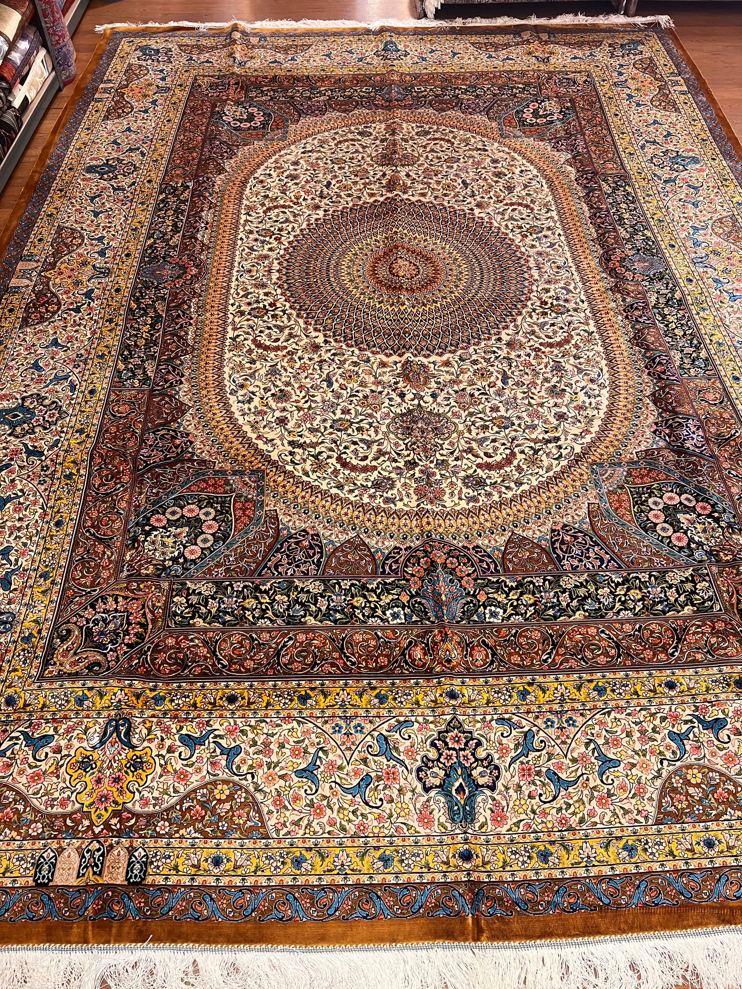 Luxury Bamboo Silk Medallion Rug – 11.4 x 8 Ft Traditional Oriental Area Rug for Living Room & Dining Room