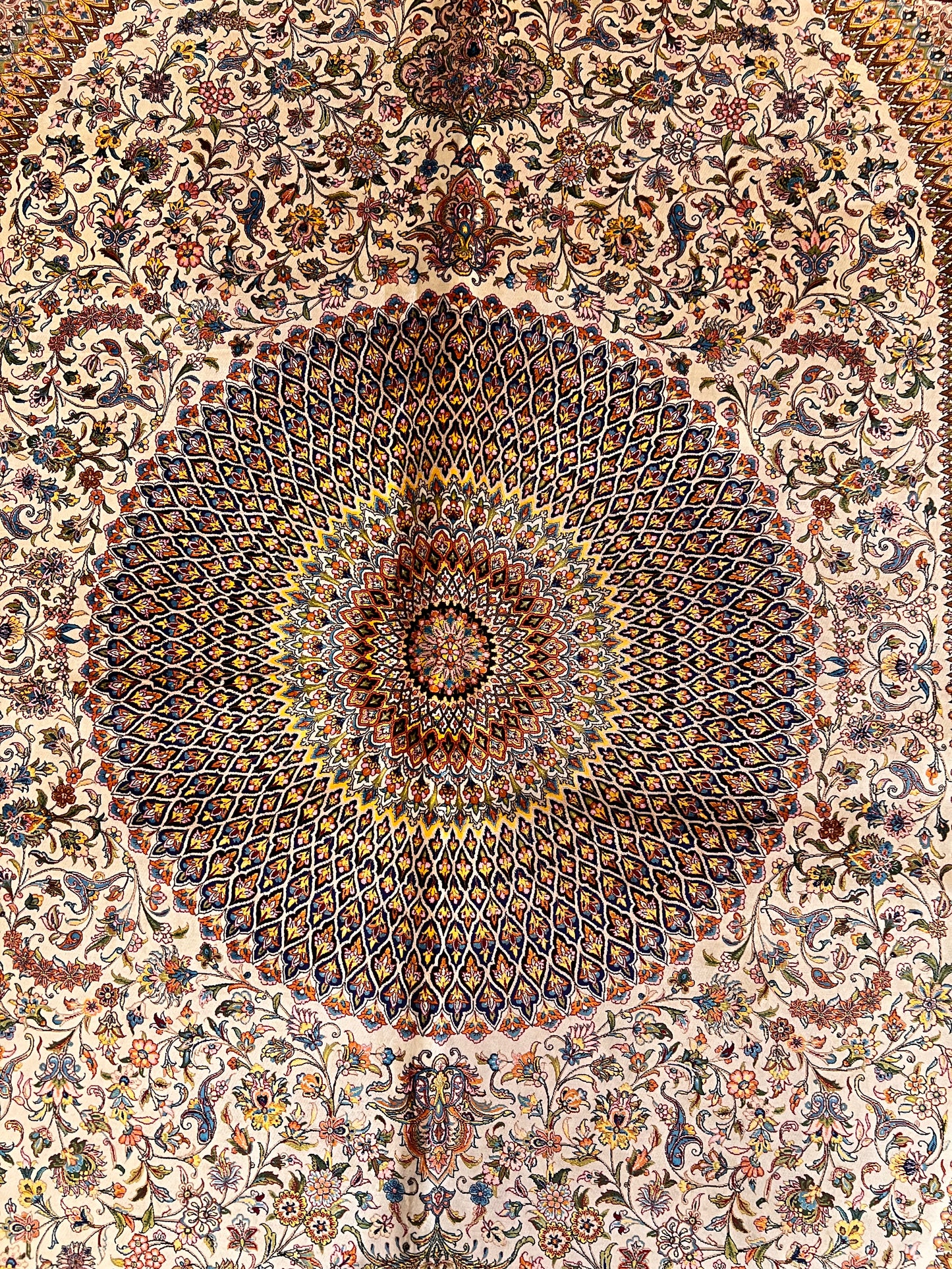 Luxury Bamboo Silk Medallion Rug – 11.4 x 8 Ft Traditional Oriental Area Rug for Living Room & Dining Room