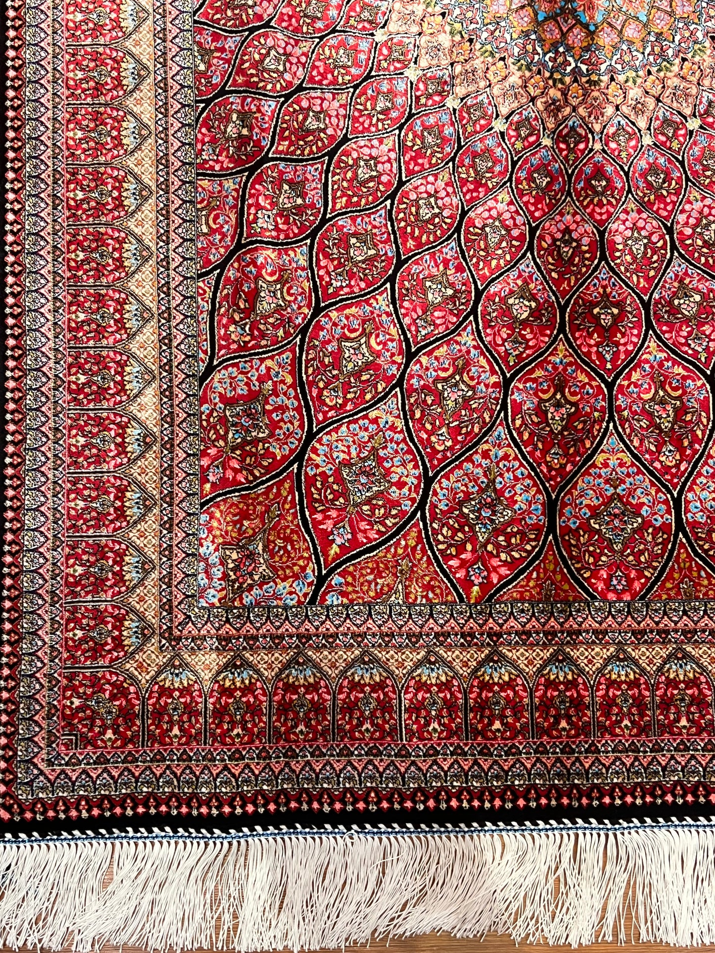 3x5 ft Silk Rug – Pink Radiating Medallion Design, Ornate Floral Luxury Area Rug