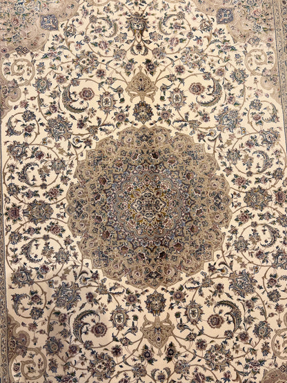3x5 ft Silk Rug – Ivory & Soft Blush Floral Medallion Design, Elegant Luxury Area Rug