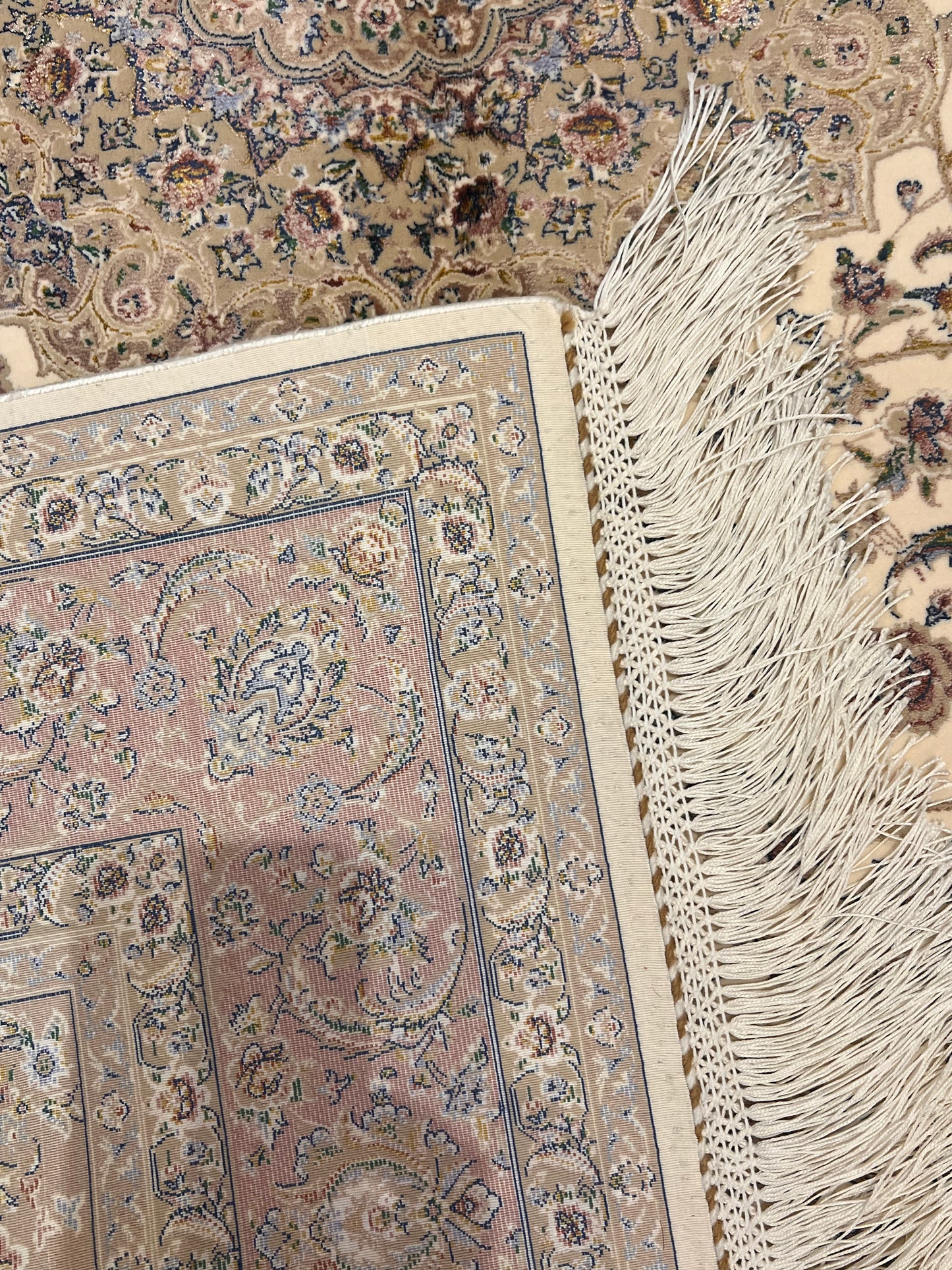 3x5 ft Silk Rug – Ivory & Soft Blush Floral Medallion Design, Elegant Luxury Area Rug