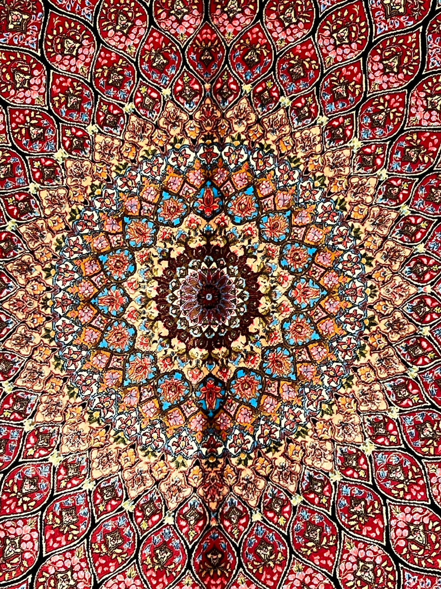3’×5’ Luxury Pink Silk Rug – Radiant Floral Medallion Design with Intricate Traditional Details