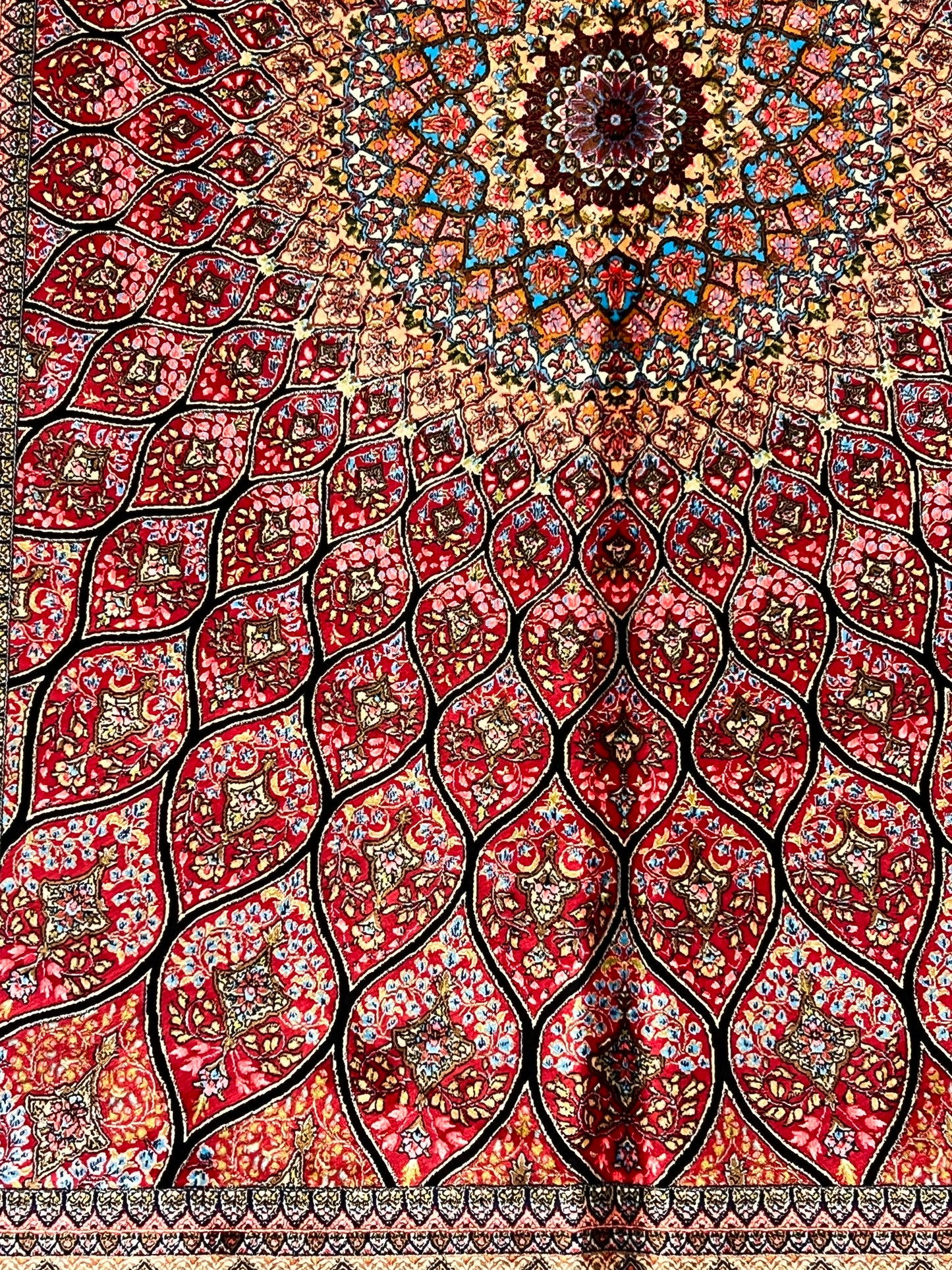 3’×5’ Luxury Pink Silk Rug – Radiant Floral Medallion Design with Intricate Traditional Details