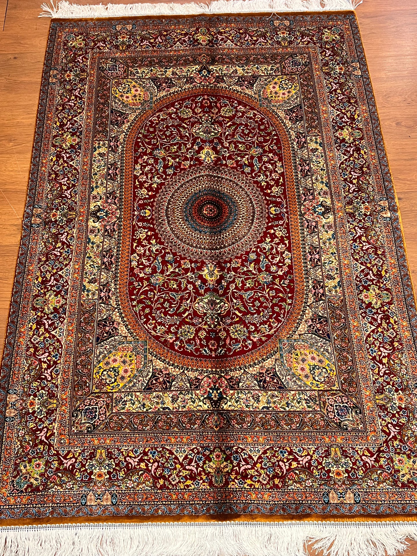 3’×5’ Luxury Red Silk Rug – Elegant Floral Medallion Design with Rich Traditional Details