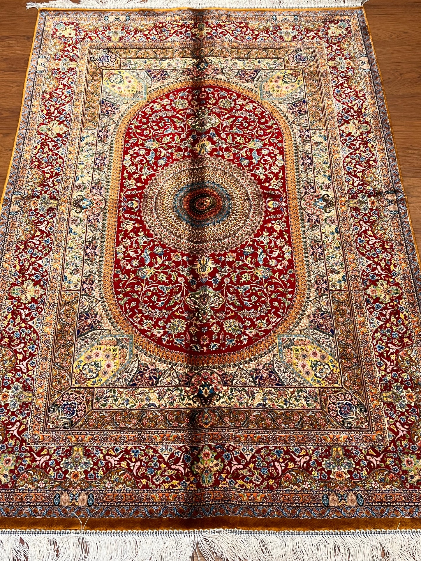 3’×5’ Luxury Red Silk Rug – Elegant Floral Medallion Design with Rich Traditional Details