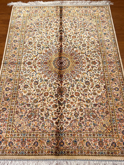 Ivory Bamboo Silk Rug 3x5 ft – Elegant Floral Medallion Silk Area Rug with Classic Ornamental Design