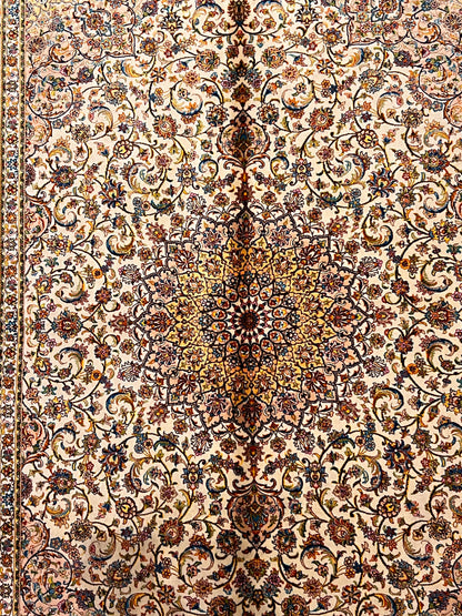 Ivory Bamboo Silk Rug 3x5 ft – Elegant Floral Medallion Silk Area Rug with Classic Ornamental Design