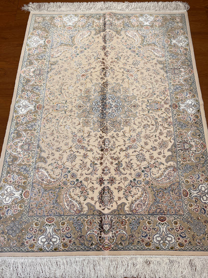 Cream Bamboo Silk Rug 3x5 ft – Elegant Floral Medallion Silk Area Rug for Bedroom, Entryway & Living Space