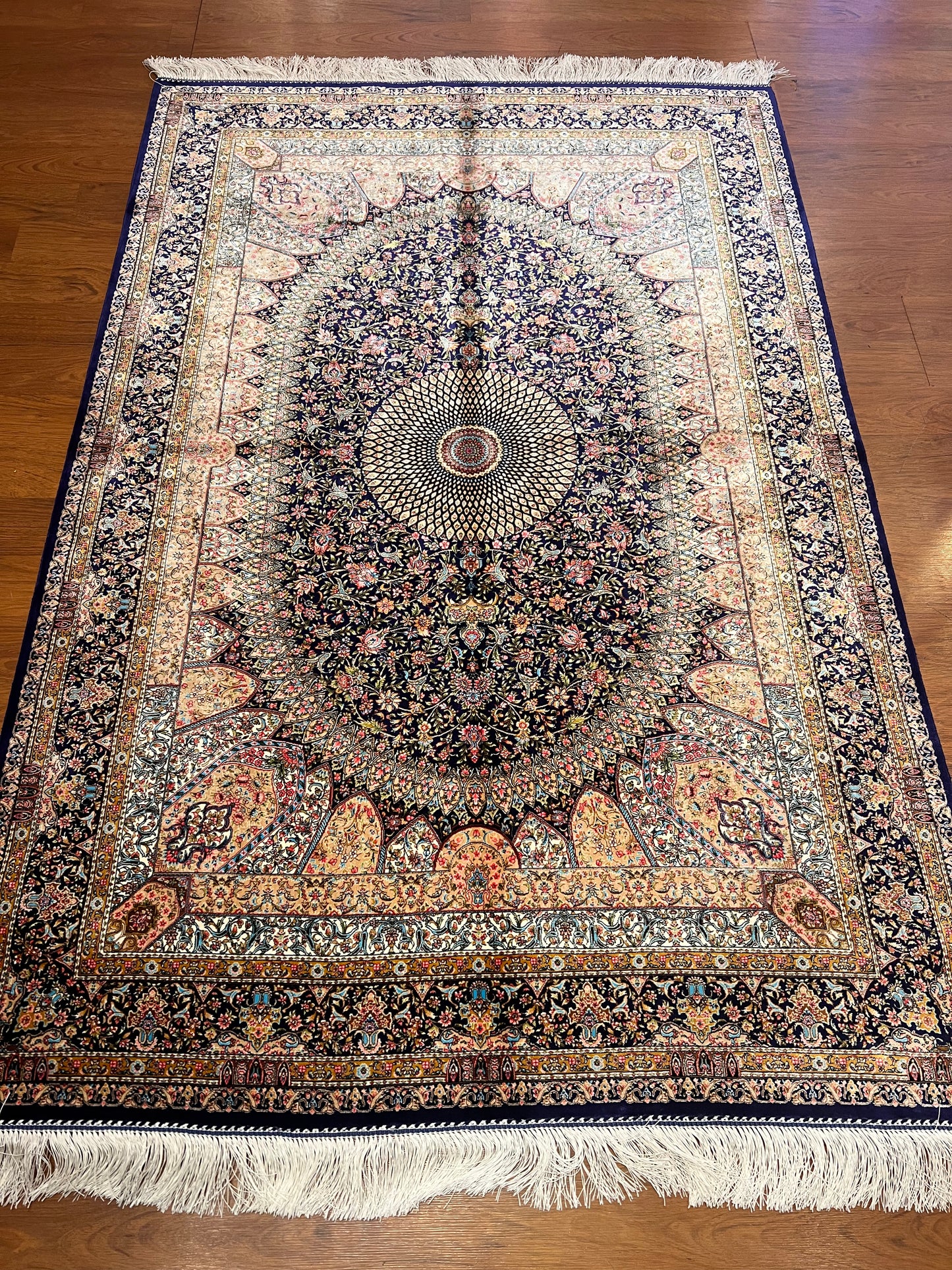 4x6 ft Silk Rug – Navy Blue & Ivory Floral Medallion Area Rug, Elegant Luxury Home Decor