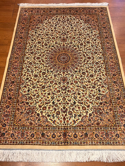 4x6 ft Silk Rug – Ivory & Cream Floral Medallion Area Rug with Elegant Multicolor Botanical Design