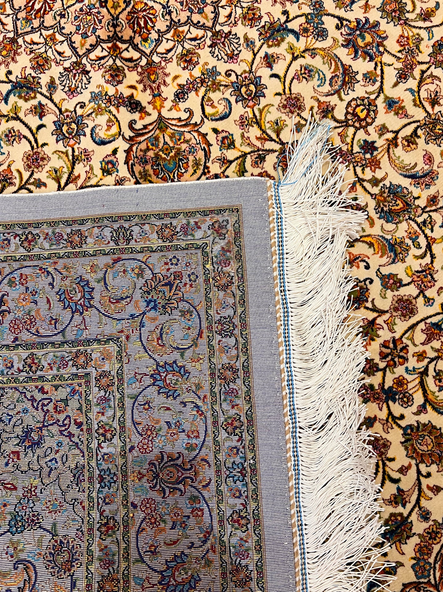 4x6 ft Silk Rug – Ivory & Cream Floral Medallion Area Rug with Elegant Multicolor Botanical Design