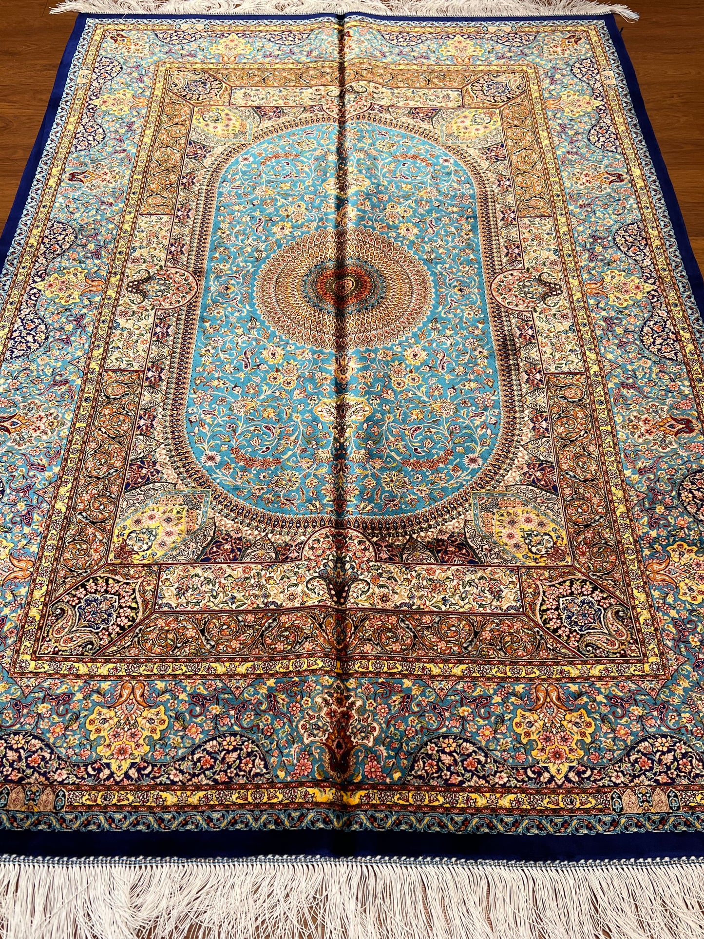 4x6 ft Soft Blue Silk Rug – Navy & Ivory Floral Medallion Area Rug, Elegant Classic Design