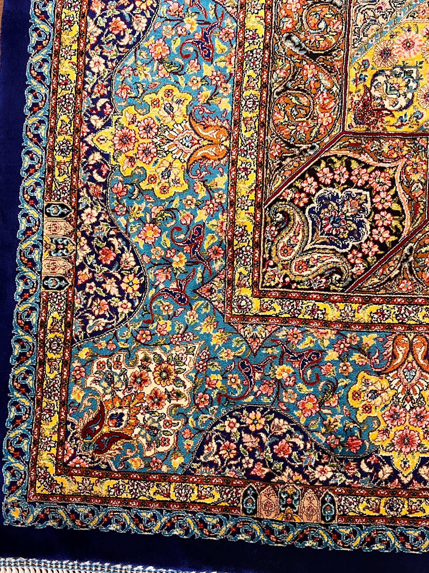 4x6 ft Soft Blue Silk Rug – Navy & Ivory Floral Medallion Area Rug, Elegant Classic Design