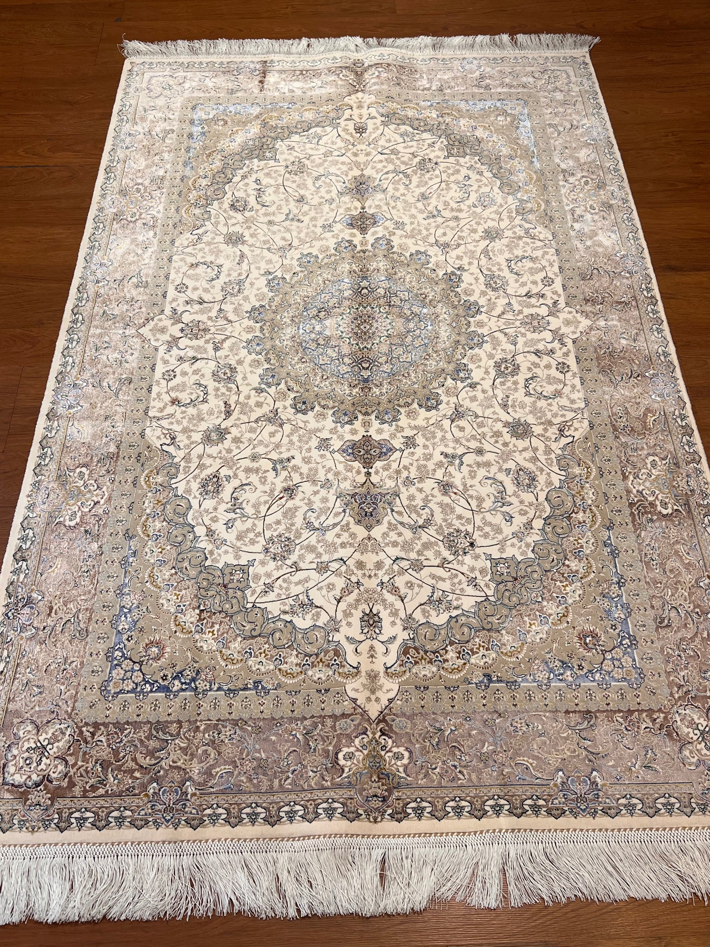 4x6 ft Ivory Silk Rug – Beige, Taupe & Soft Blue Floral Medallion Area Rug, Elegant Neutral Design