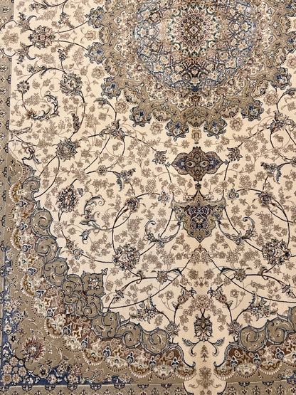 4x6 ft Ivory Silk Rug – Beige, Taupe & Soft Blue Floral Medallion Area Rug, Elegant Neutral Design