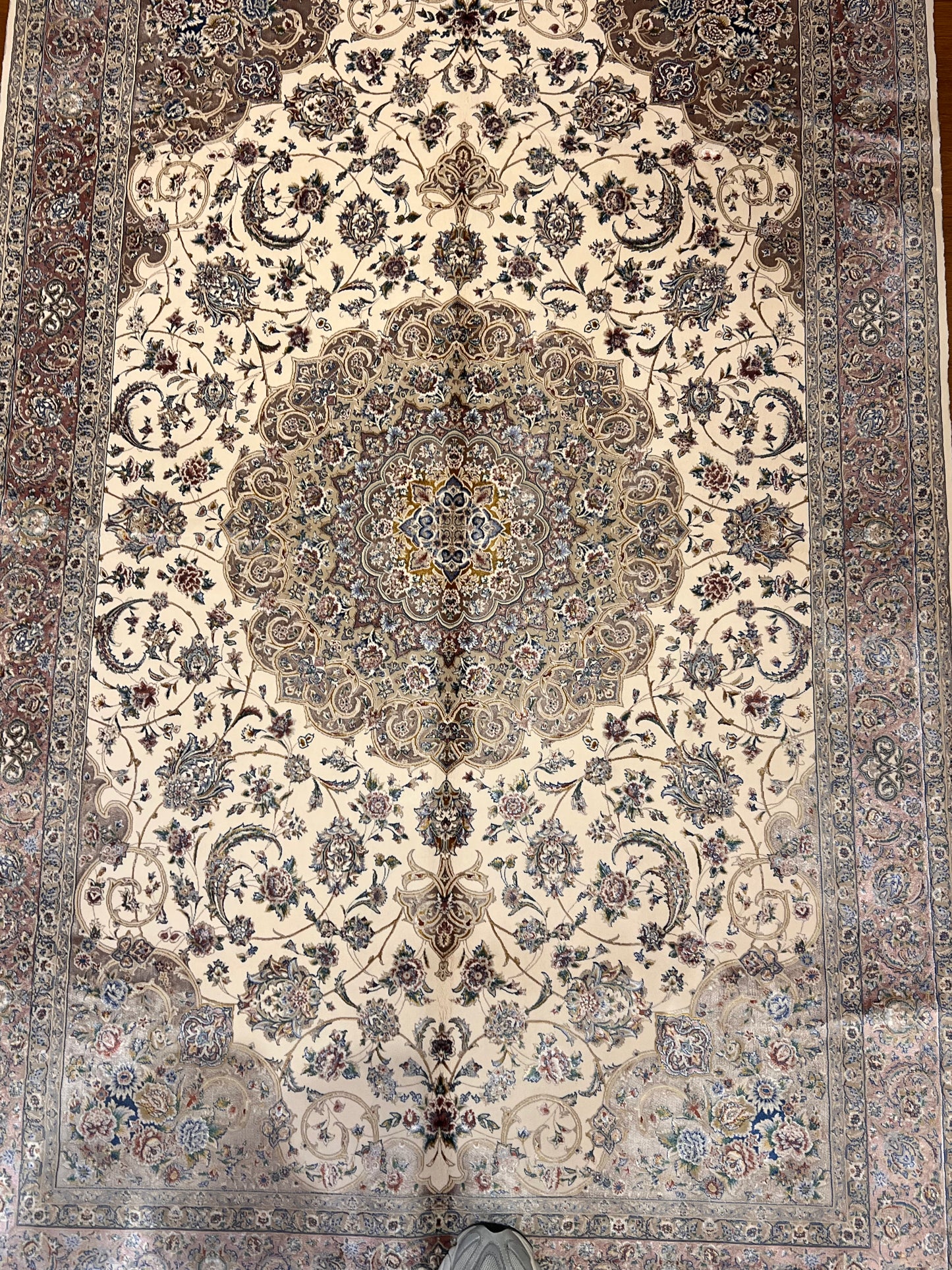 4x6 ft Ivory Silk Rug – Taupe & Mocha Floral Medallion Area Rug, Elegant Neutral Classic Design