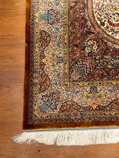 4x6 ft Bamboo Silk Rug – Ivory & Mocha Floral Medallion Area Rug – Elegant Luxury Silk Rug