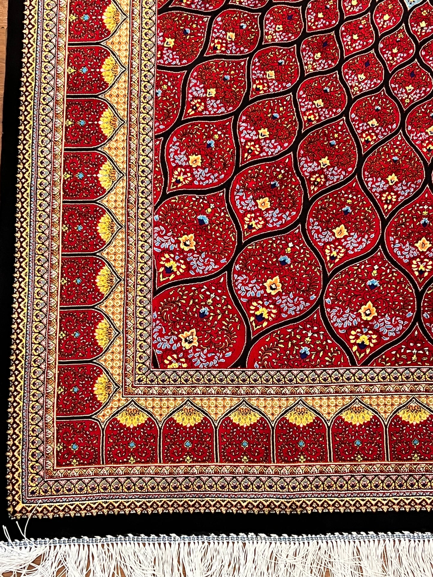 4x6 ft Bamboo Silk Rug – Deep Red Floral Medallion Silk Area Rug – Luxury Statement Rug