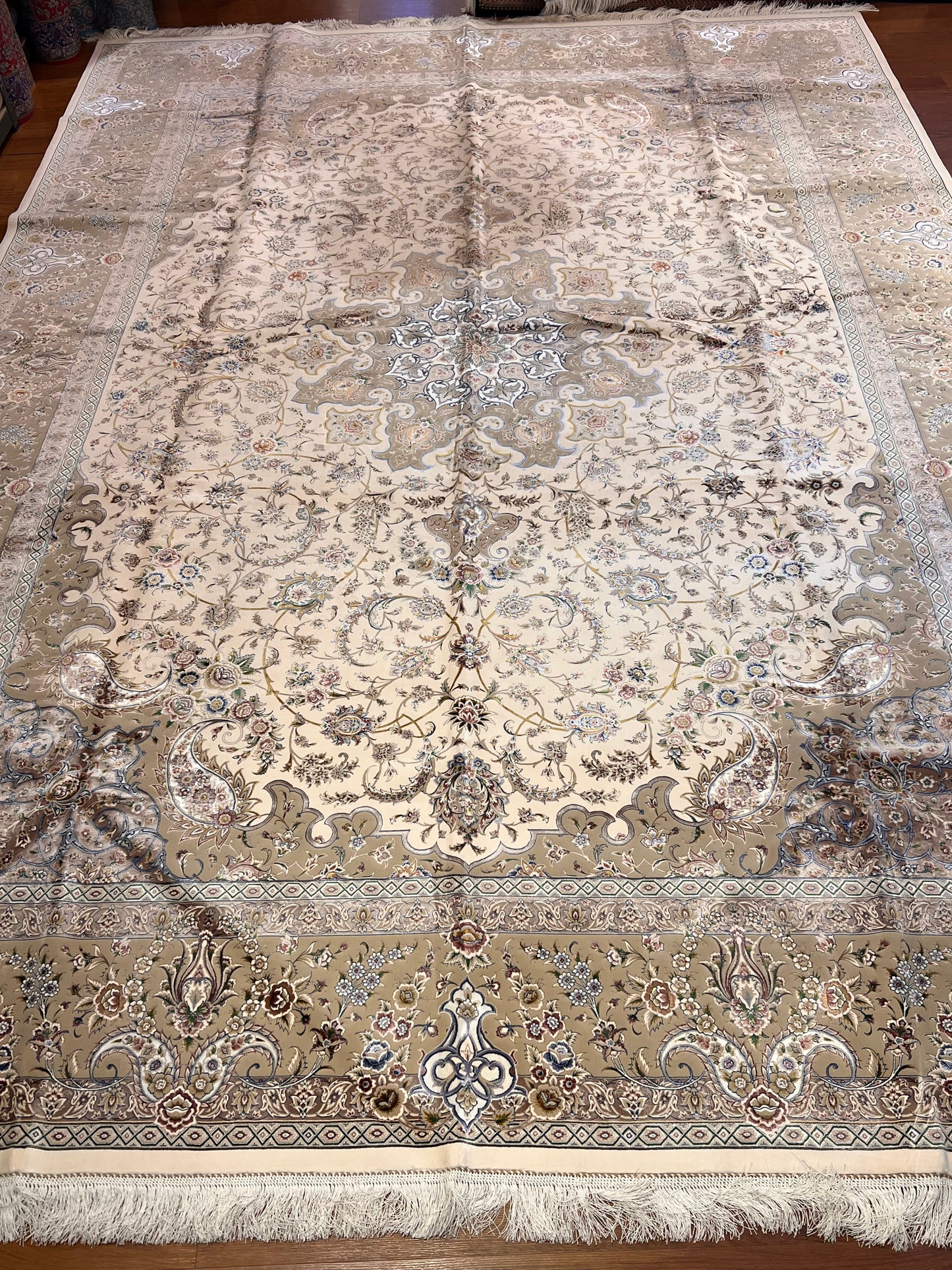 8×12 ft Silk Rug – Ivory, Beige & Taupe Medallion Area Rug, Luxury Neutral Floral Turkish Design, Extra Large Rug