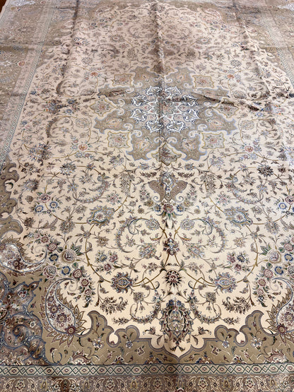 8×12 ft Silk Rug – Ivory, Beige & Taupe Medallion Area Rug, Luxury Neutral Floral Turkish Design, Extra Large Rug