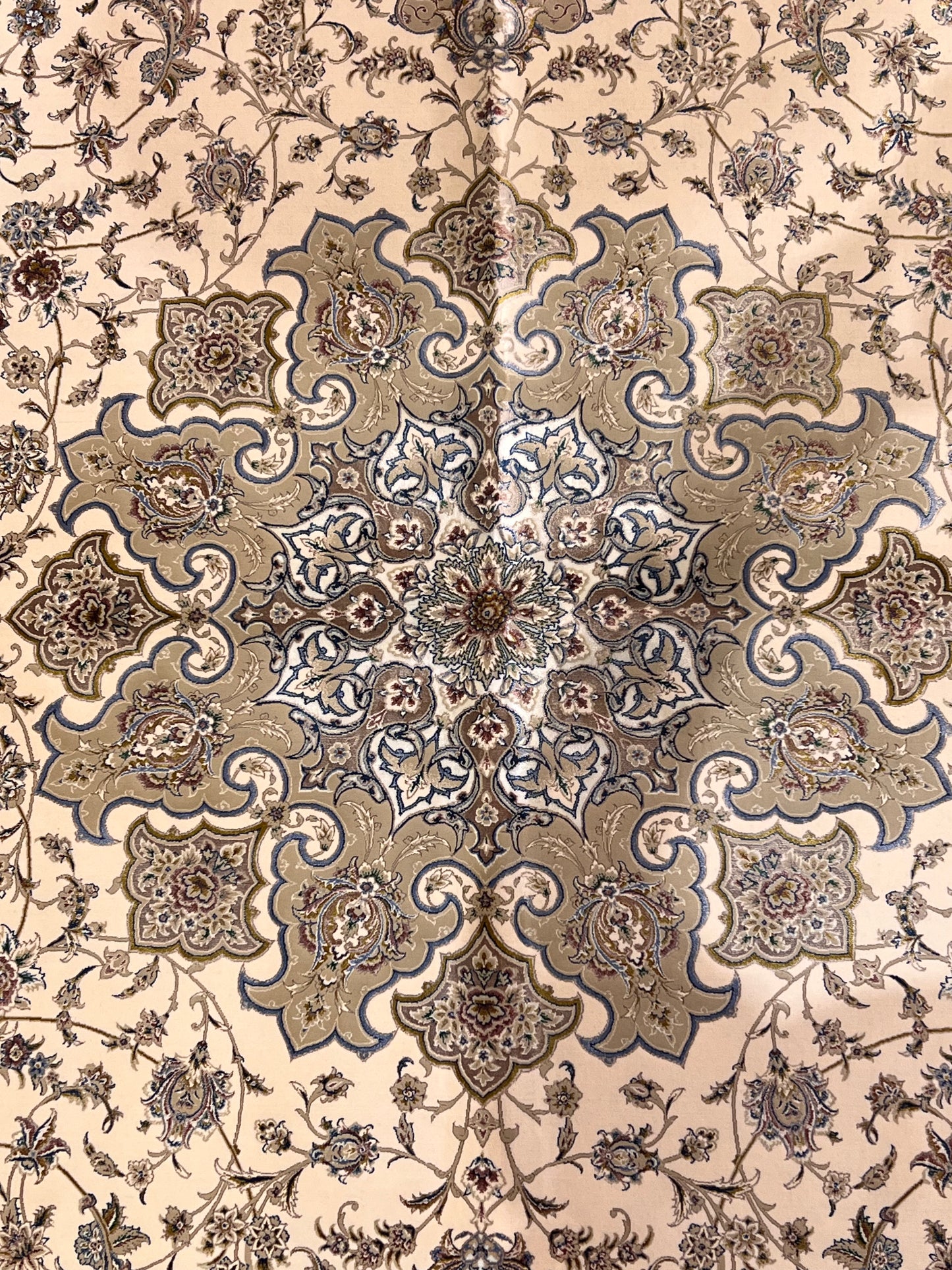 7×10 ft Silk Rug – Ivory & Beige Medallion Area Rug, Elegant Neutral Floral Turkish Design, Luxury Large Rug