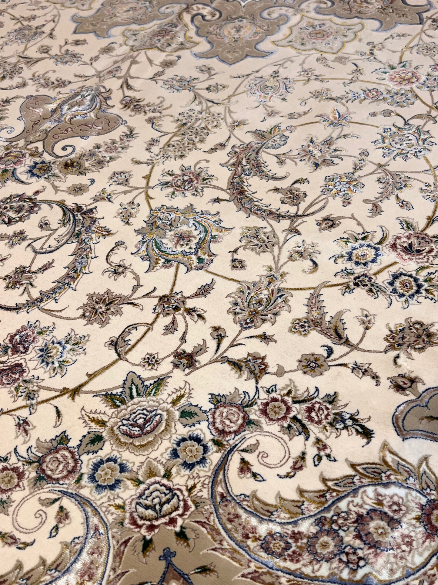 7×10 ft Silk Rug – Ivory & Beige Medallion Area Rug, Elegant Neutral Floral Turkish Design, Luxury Large Rug
