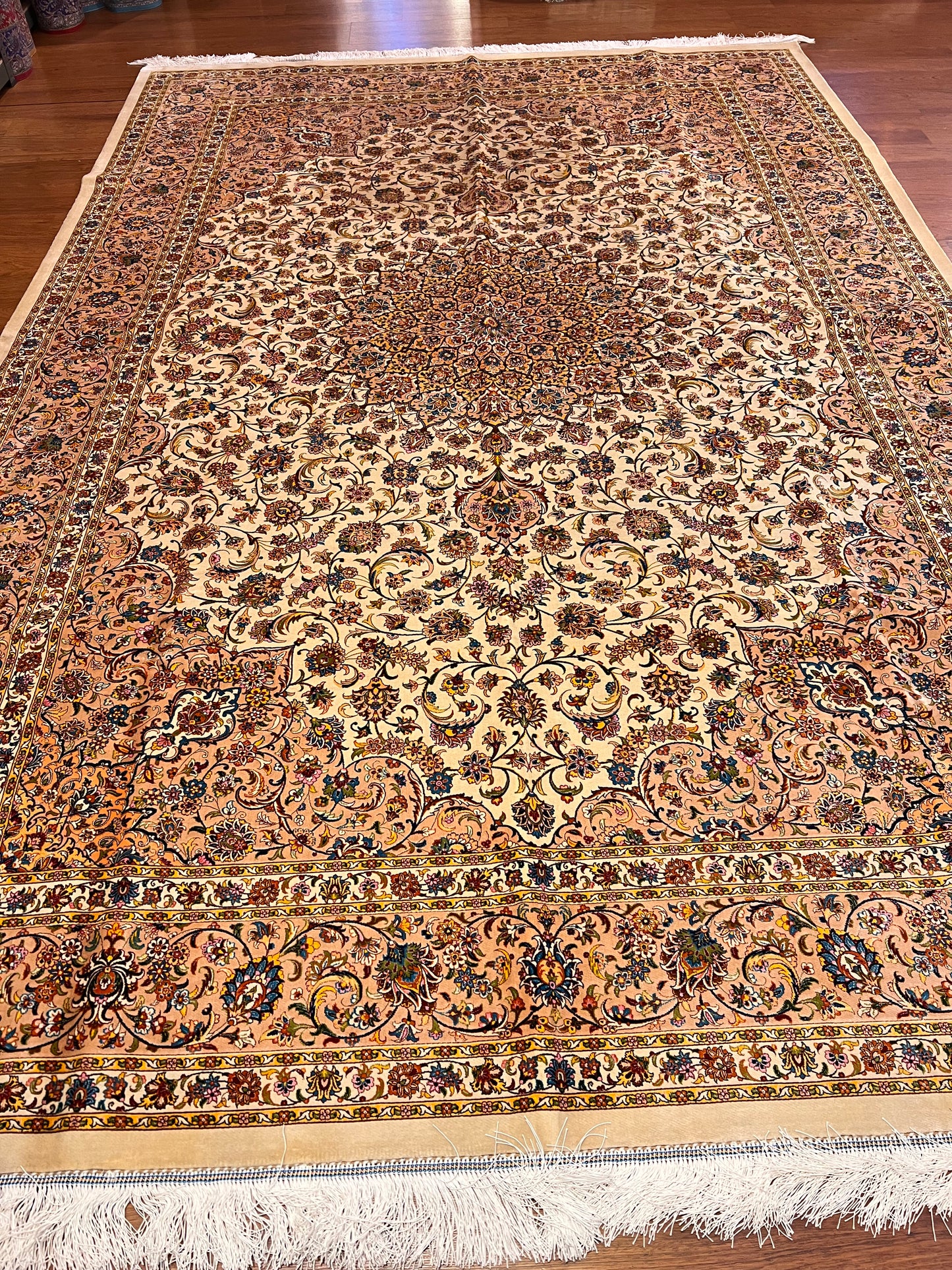 7x10 ft  Silk Rug – Ivory & Peach Floral Medallion Area Rug, Elegant Traditional Design
