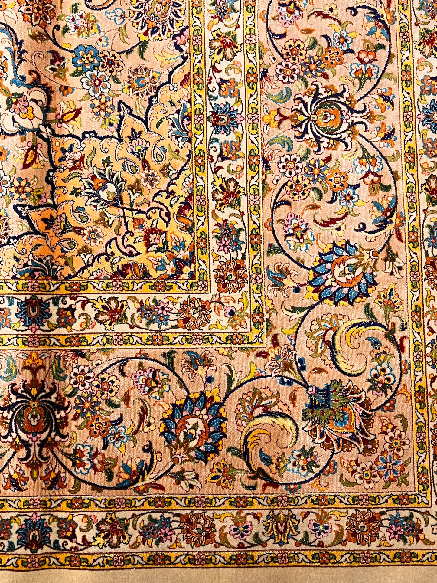 7x10 ft  Silk Rug – Ivory & Peach Floral Medallion Area Rug, Elegant Traditional Design