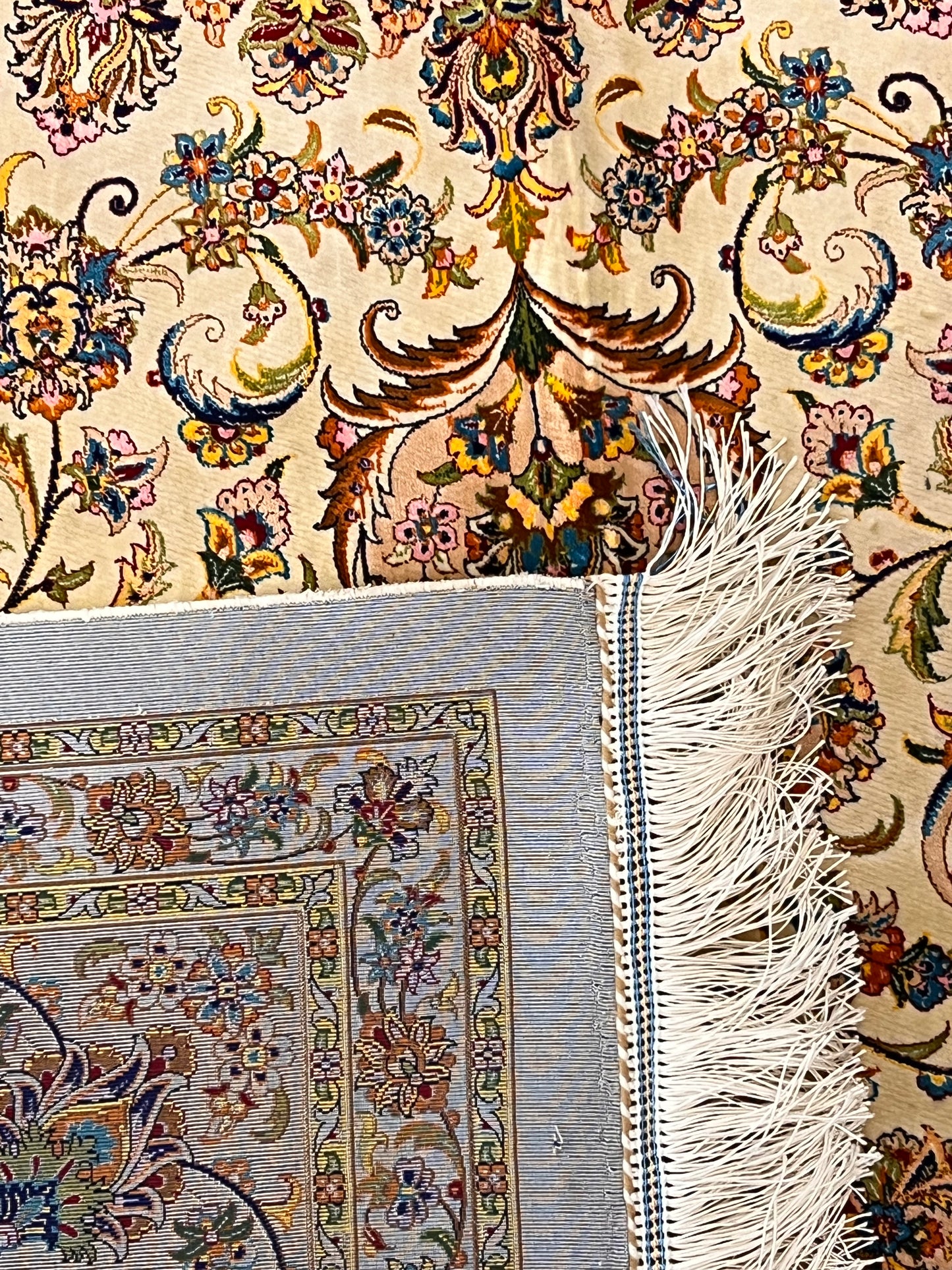 7x10 ft  Silk Rug – Ivory & Peach Floral Medallion Area Rug, Elegant Traditional Design