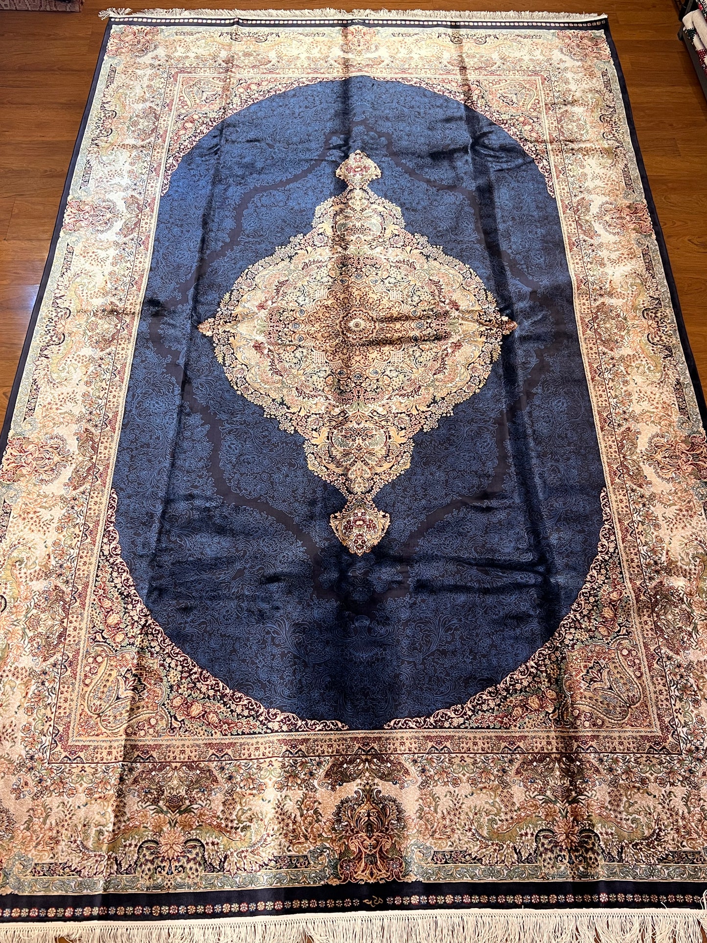 7x10 ft Bamboo Silk Rug – Navy Blue & Beige Medallion Area Rug, Elegant Traditional Floral Design