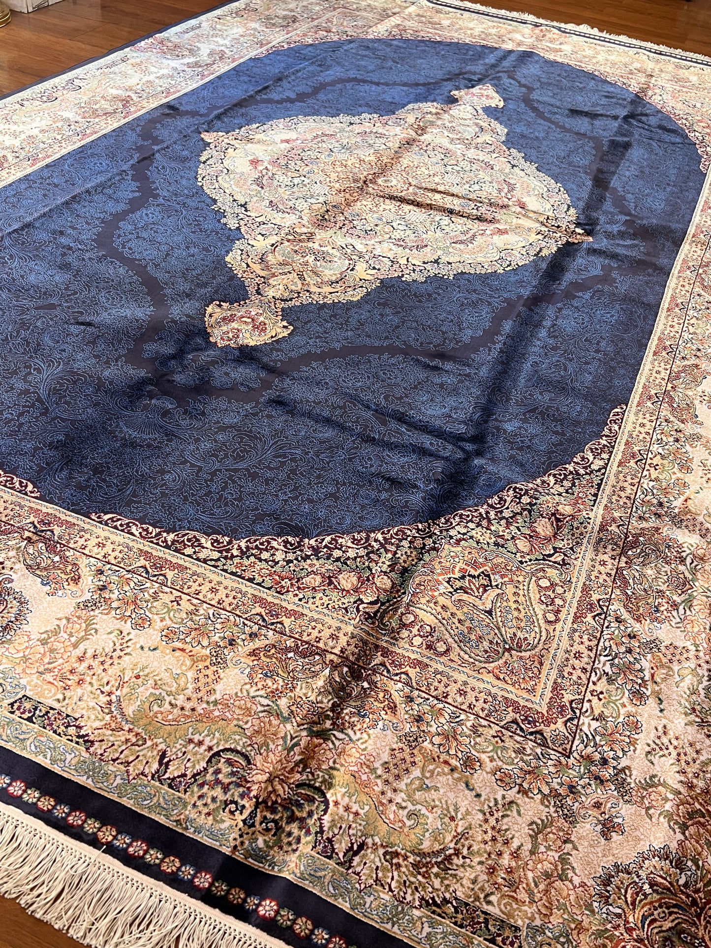 7x10 ft Bamboo Silk Rug – Navy Blue & Beige Medallion Area Rug, Elegant Traditional Floral Design