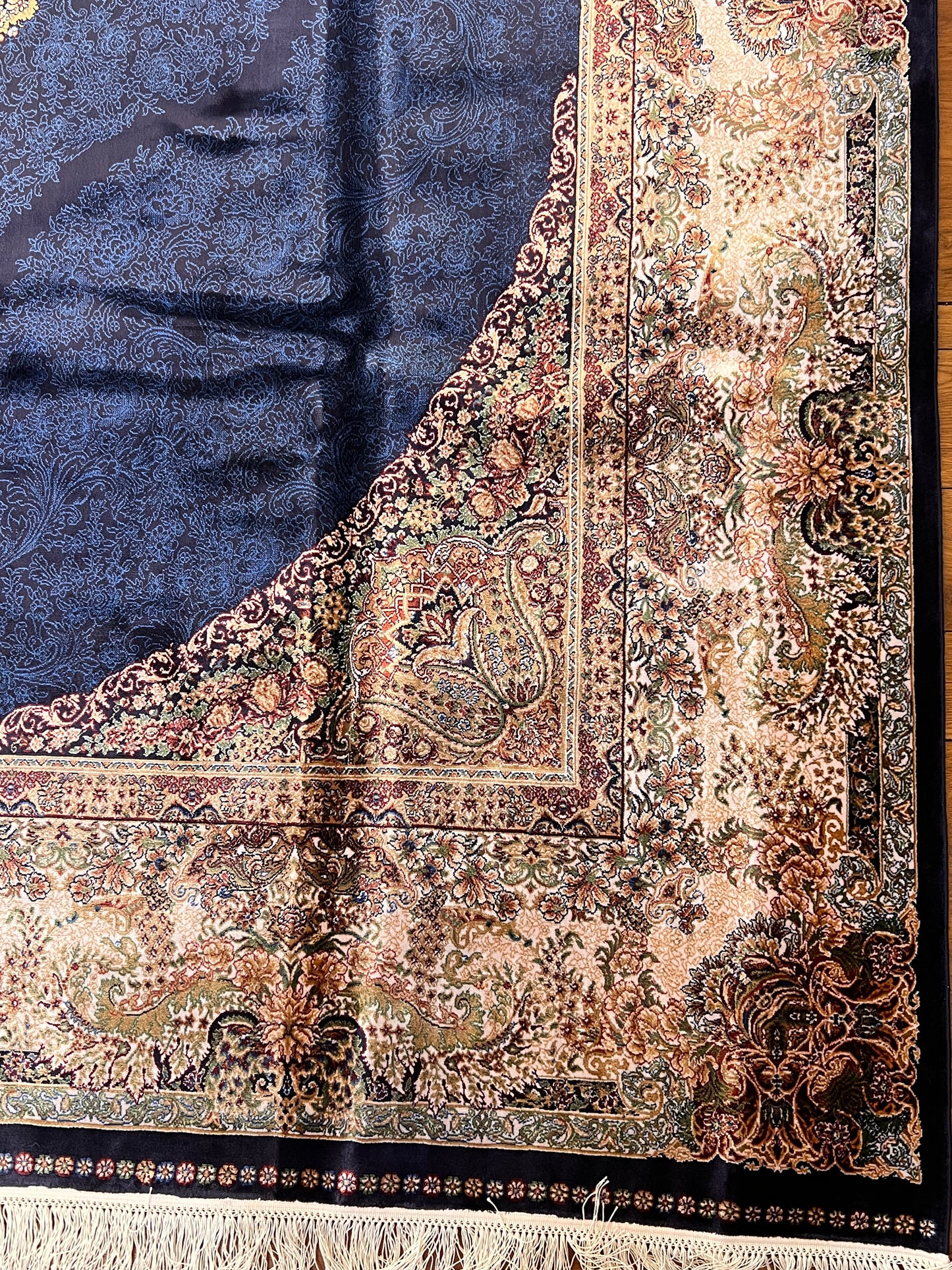 7x10 ft Bamboo Silk Rug – Navy Blue & Beige Medallion Area Rug, Elegant Traditional Floral Design