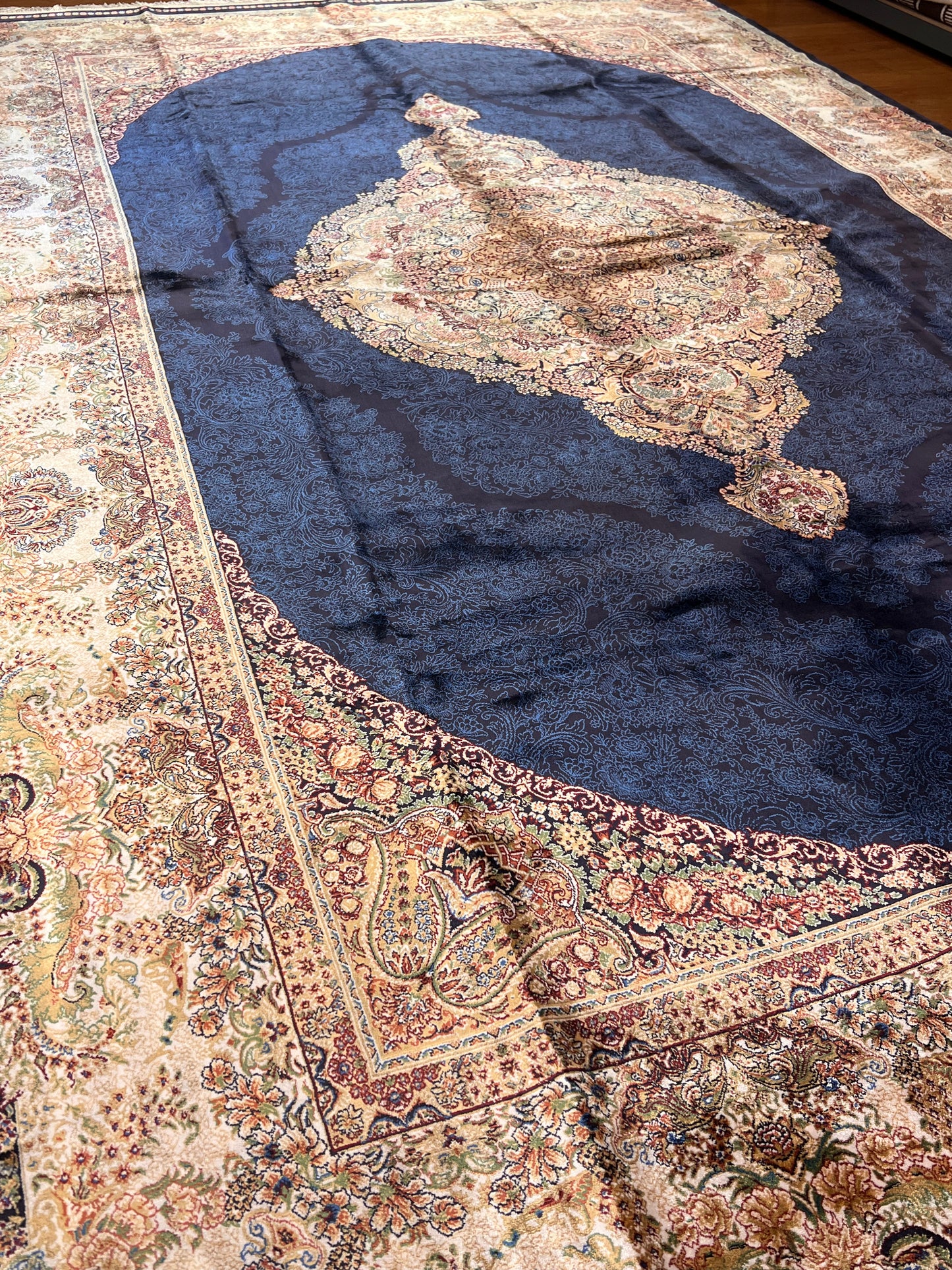 7x10 ft Bamboo Silk Rug – Navy Blue & Beige Medallion Area Rug, Elegant Traditional Floral Design