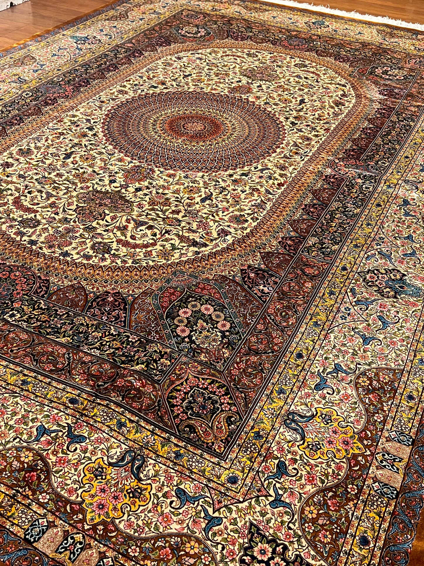 7×10 ft Silk Rug – Ivory, Gold & Multicolor Ornate Medallion Area Rug, Luxury Traditional Turkish Design
