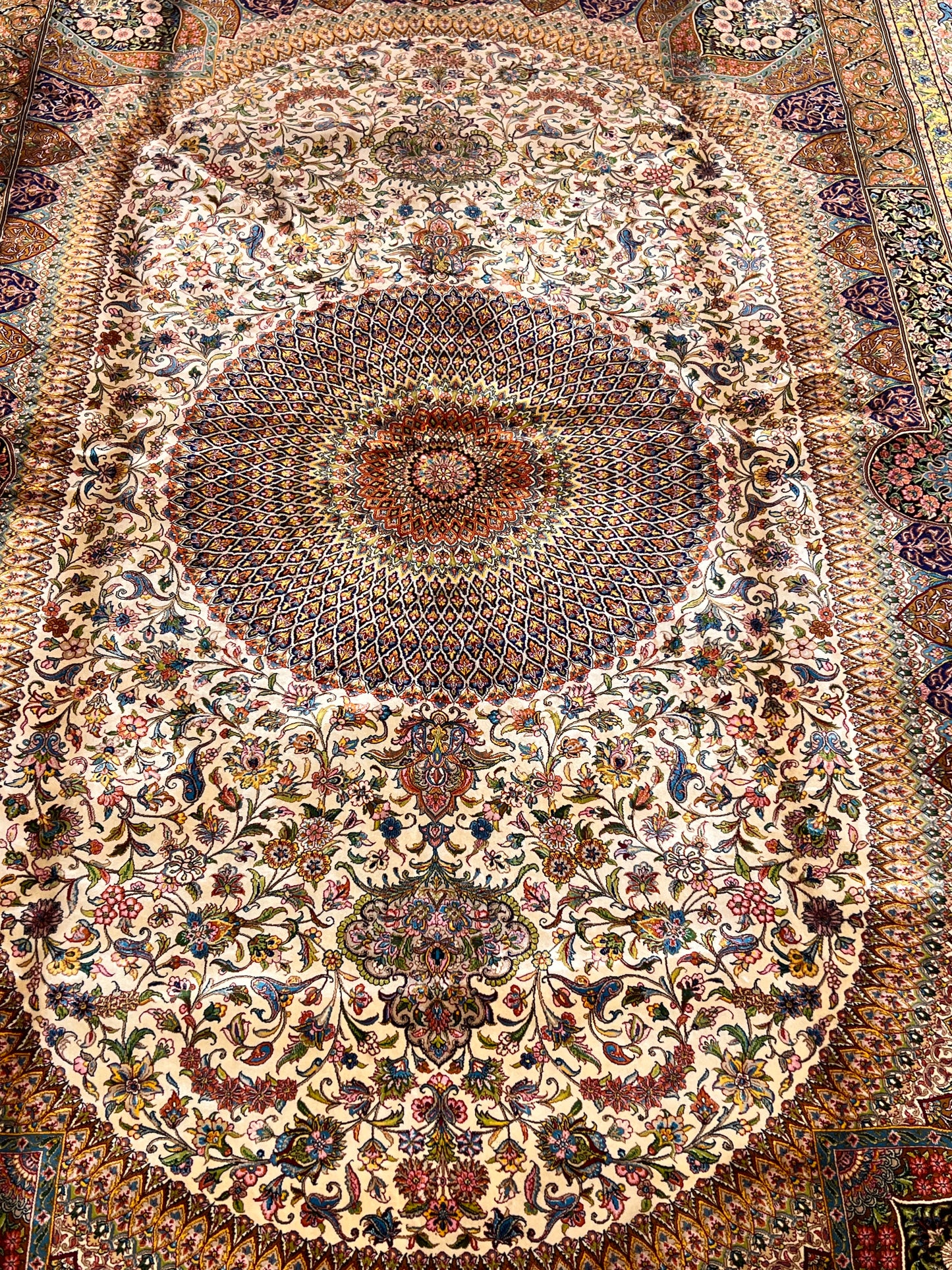 7×10 ft Silk Rug – Ivory, Gold & Multicolor Ornate Medallion Area Rug, Luxury Traditional Turkish Design