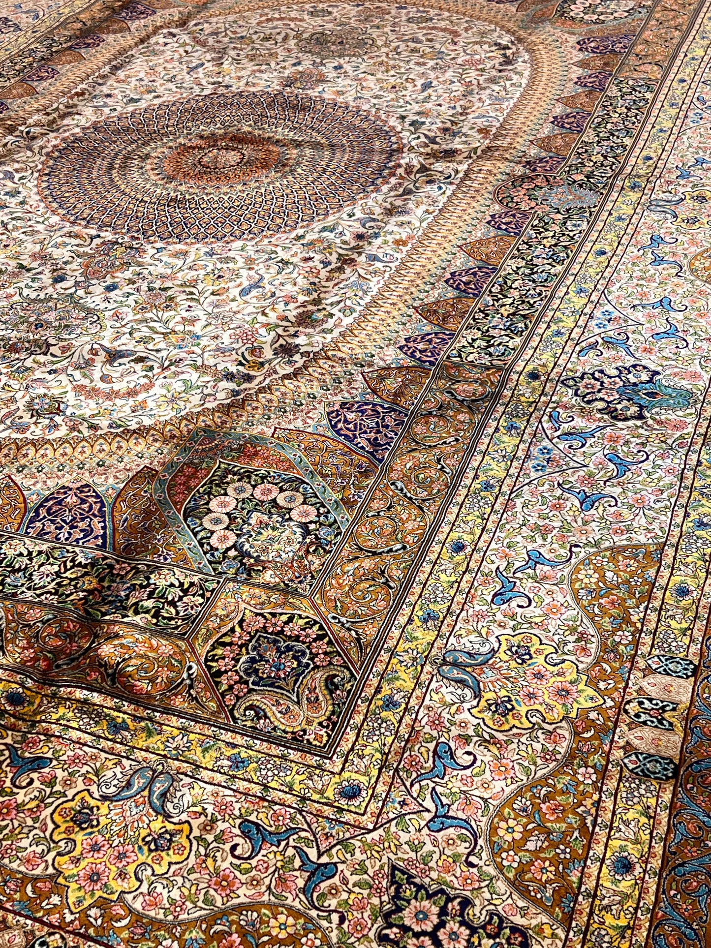 7×10 ft Silk Rug – Ivory, Gold & Multicolor Ornate Medallion Area Rug, Luxury Traditional Turkish Design