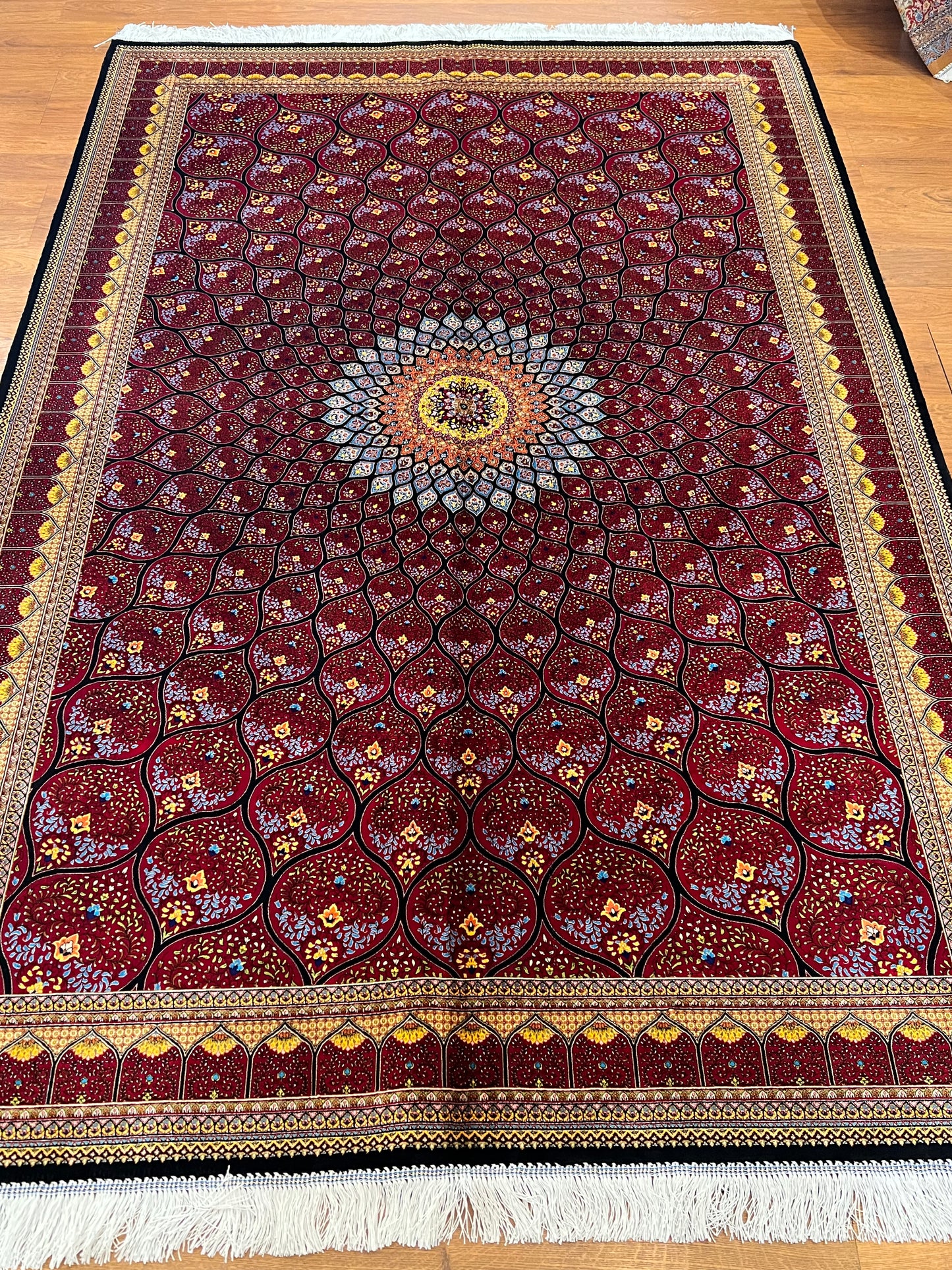 5x8 Deep Red Silk Rug – Radiant Floral Medallion Design with Black & Gold Accents