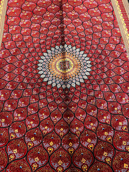5x8 Deep Red Silk Rug – Radiant Floral Medallion Design with Black & Gold Accents