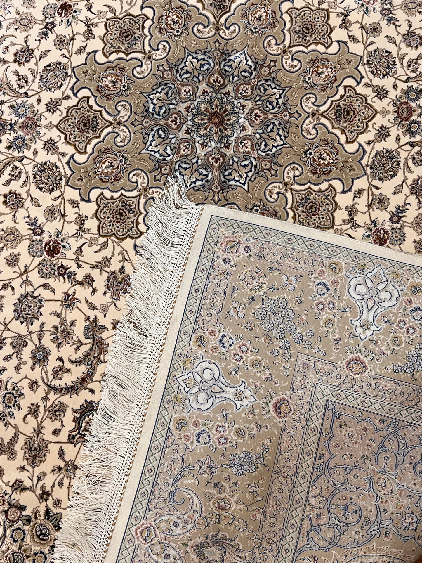 5x8 Ivory & Taupe Silk Rug – Elegant Floral Medallion Design with Soft Neutral Tones
