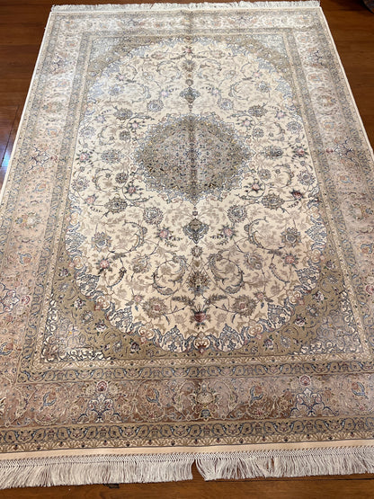 5x8 Ivory & Taupe Silk Rug – Refined Floral Medallion Design with Elegant Neutral Tones