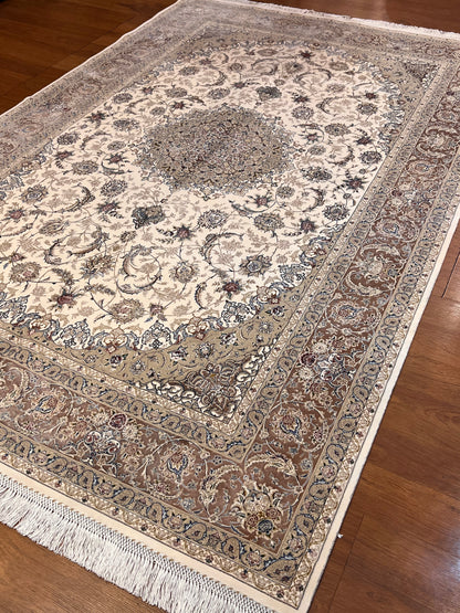 5x8 Ivory & Taupe Silk Rug – Refined Floral Medallion Design with Elegant Neutral Tones