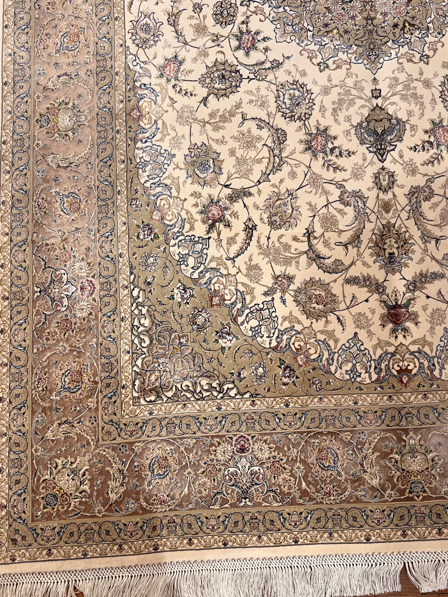 5x8 Ivory & Taupe Silk Rug – Refined Floral Medallion Design with Elegant Neutral Tones