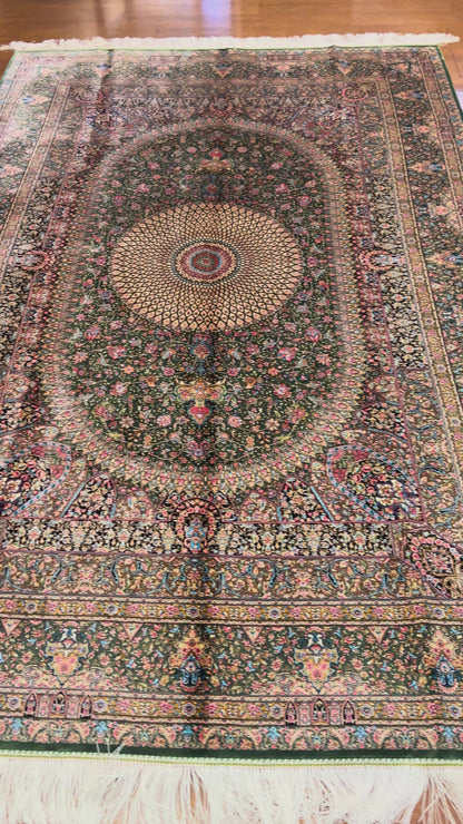 5’ x 8’ Luxury Sage Green Bamboo Silk Rug – Intricate Floral Medallion Design, Elegant Fine Woven Area Rug