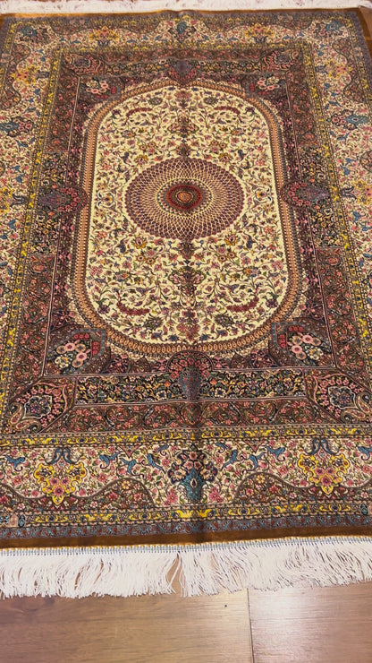 4x6 ft Bamboo Silk Rug – Ivory & Mocha Floral Medallion Area Rug – Elegant Luxury Silk Rug