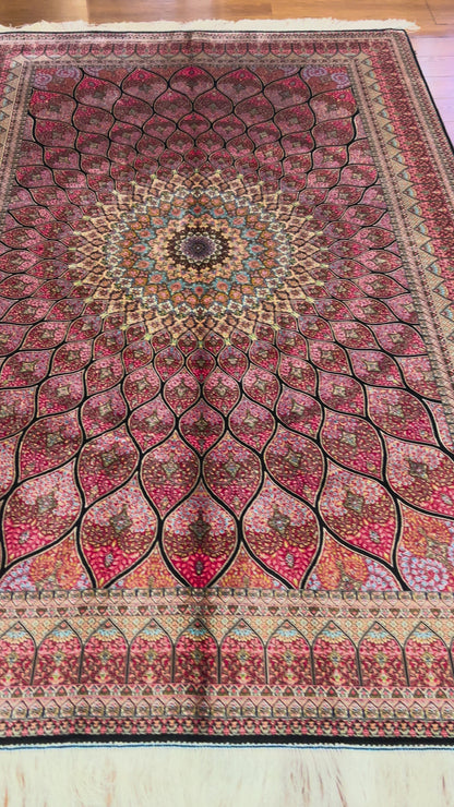 5x8 Luxury Pink Bamboo Silk Rug – Grand Floral Medallion Design – Elegant Turkish Statement Rug