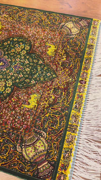 23” x 35” Luxury Turkish Silk Rug – Emerald Green & Gold Oriental Medallion Rug, Traditional Floral Accent Rug with Handmade Fringe