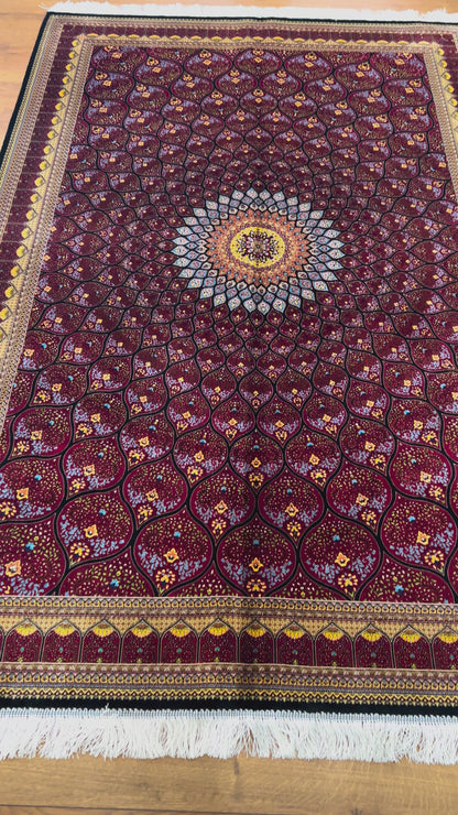 5x8 Deep Red Silk Rug – Radiant Floral Medallion Design with Black & Gold Accents