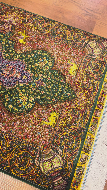 23” × 35” Luxury Turkish Silk Rug – Emerald Green & Gold Oriental Medallion, Hereke-Inspired Floral Accent Rug